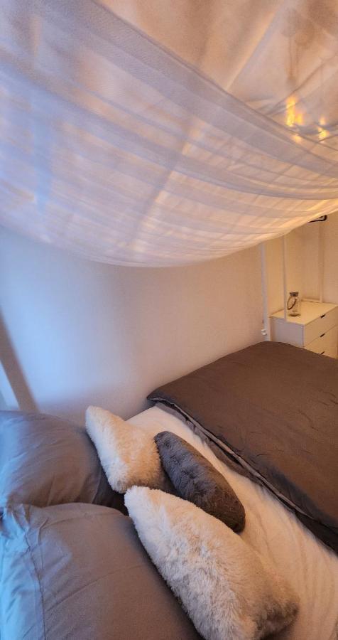 Mickey Apartment Old Town Bratislava Luaran gambar